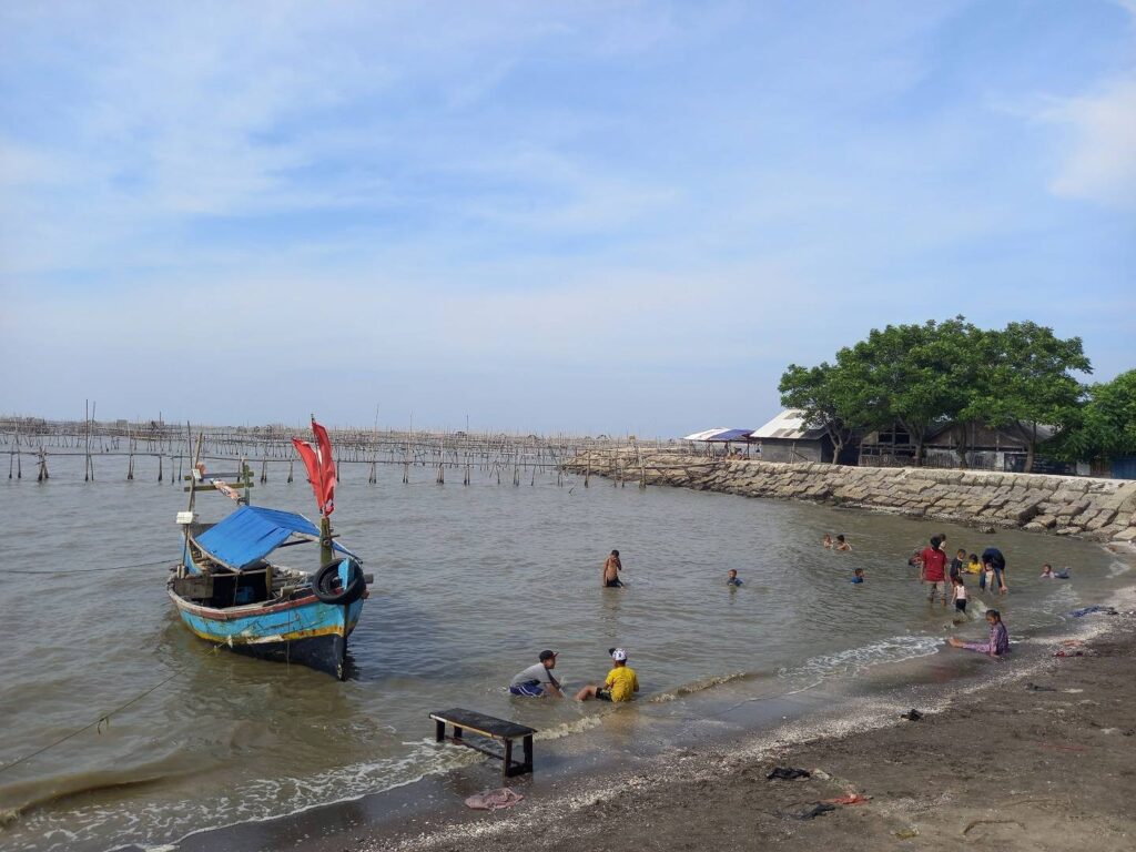 Pantai Tanjung Kait