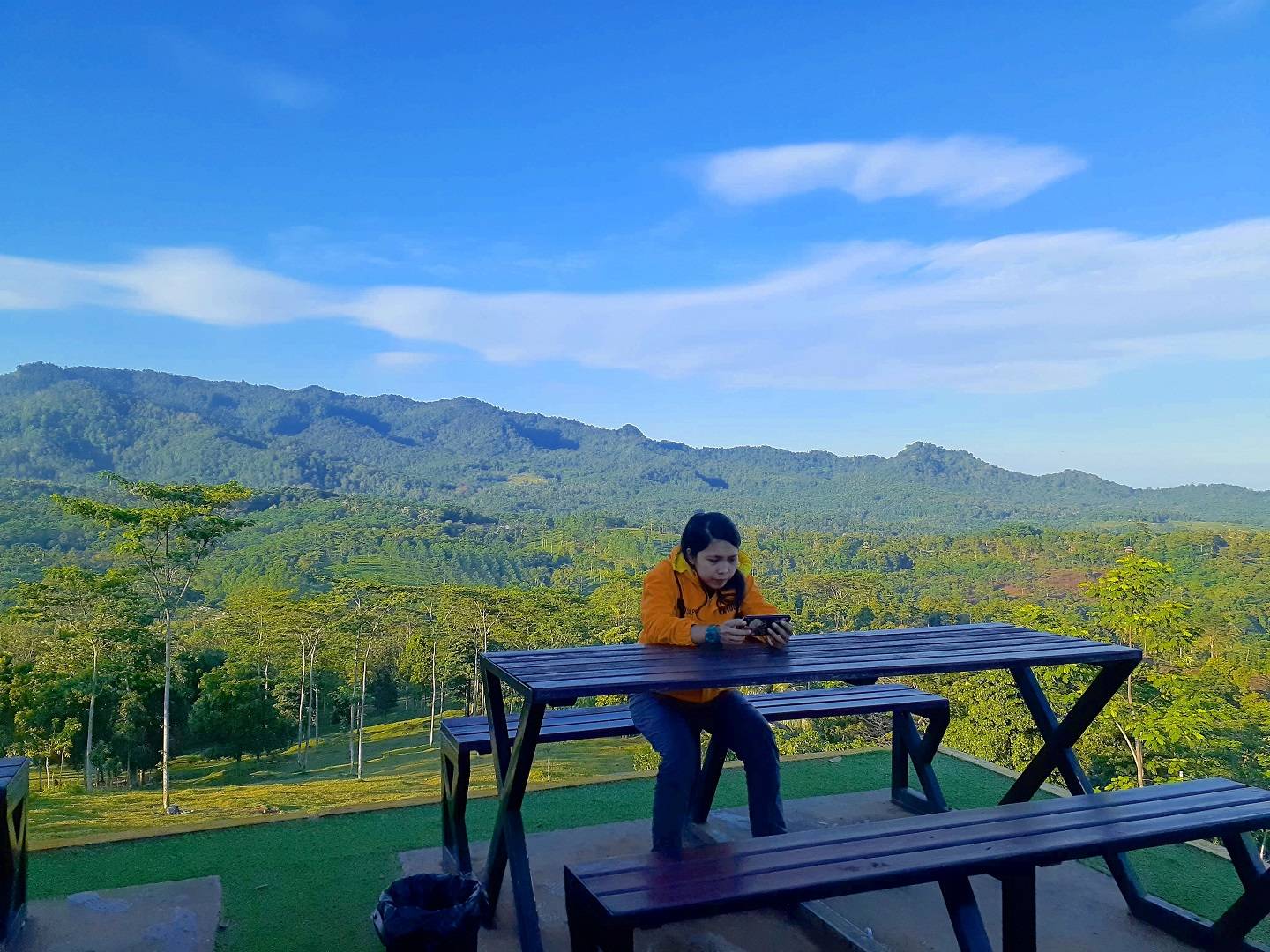 Pemandangan Indah dari Pojok Coffee Rangkong
