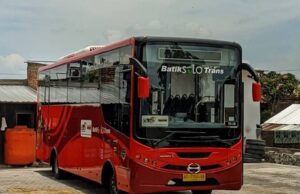Bus memberi pelayanan prima untuk penumpang agar nyaman dan selamat sampai tujuan. Sumber: Gmaps/ Garasi Batik Solo Trans BST Koridor II.