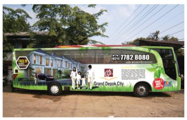 Bus Trans GDC menghubungkan GDC dengan Thamrin dan Monas. Sumber: housingestate.id