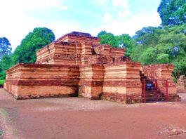 Candi Tinggi salah satu bangunan yang terdapat di dalam komplek Candi Muaro Jambi