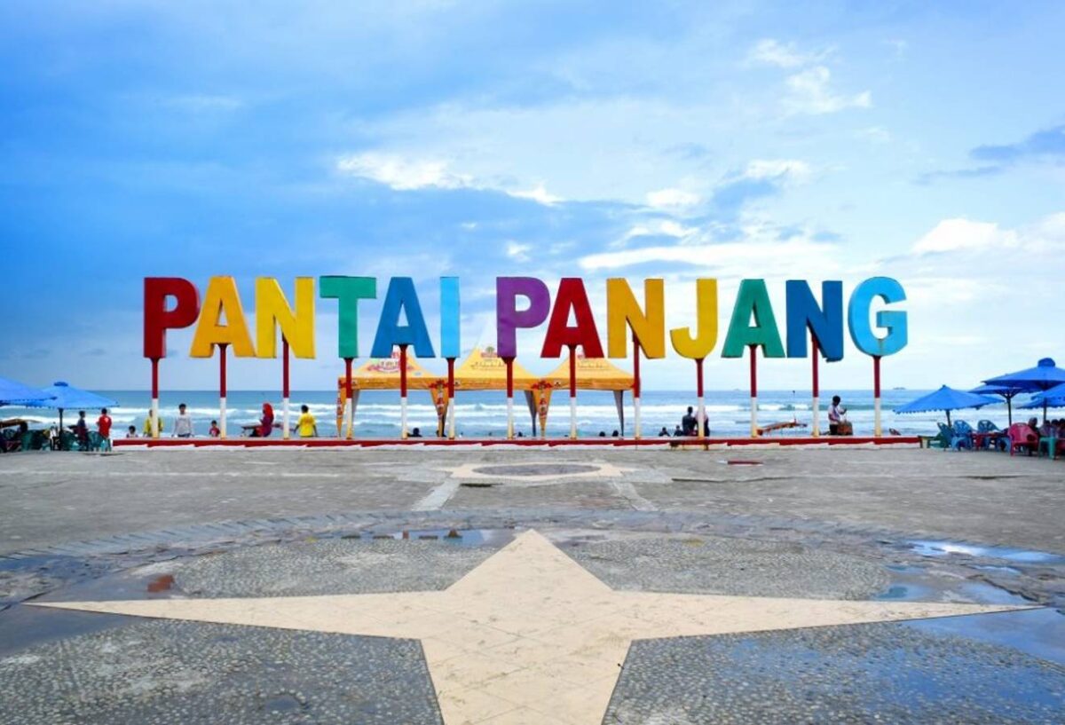 Pintu masuk Pantai Panjang Bengkulu