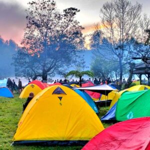 Suasana camping Ranu Regulo Lumajang