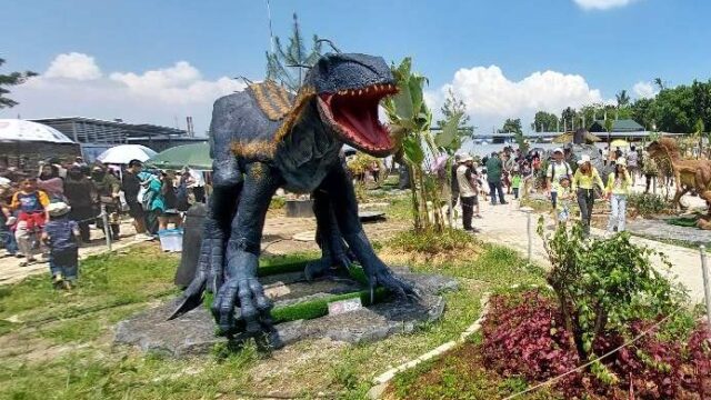PAPA DINO Harga Tiket, Jam Buka & Wahana