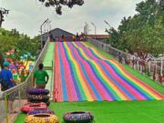 Perosotan donat warna-warni di Cibubur Garden Eat & Play