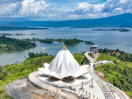 View Masjid Al Kamil dan Waduk Jatigede