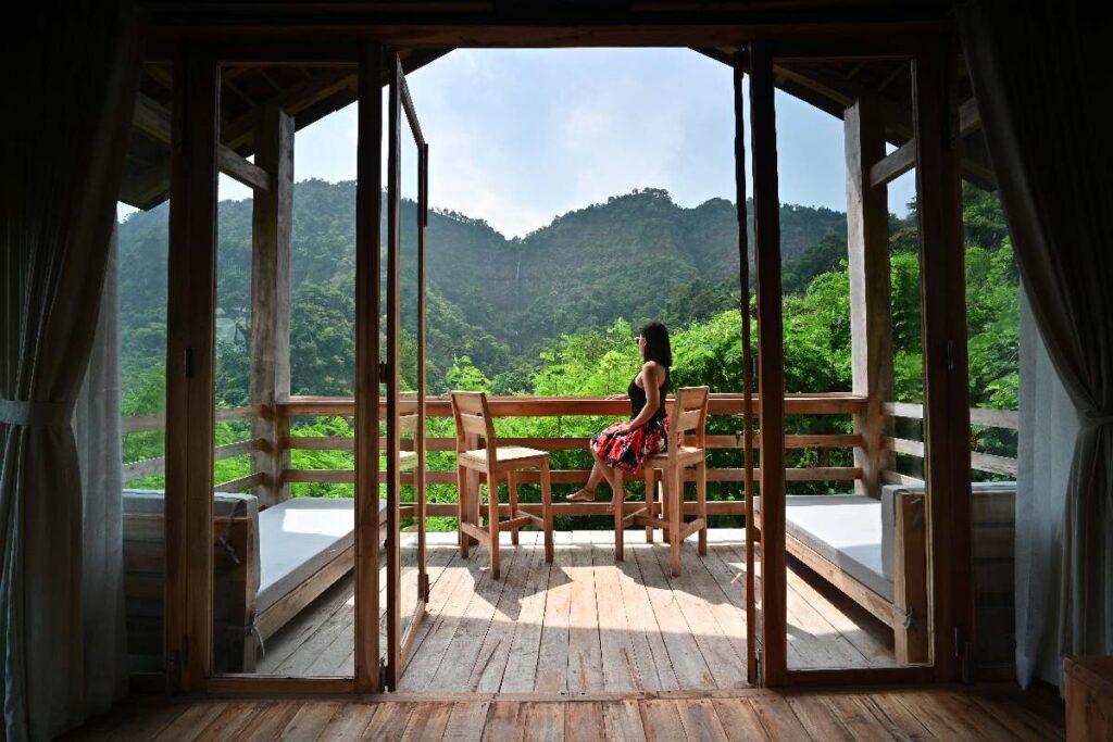 Cabin yang nyaman dan memiliki view indah