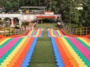 Rainbow slide seru di Borobudur Land