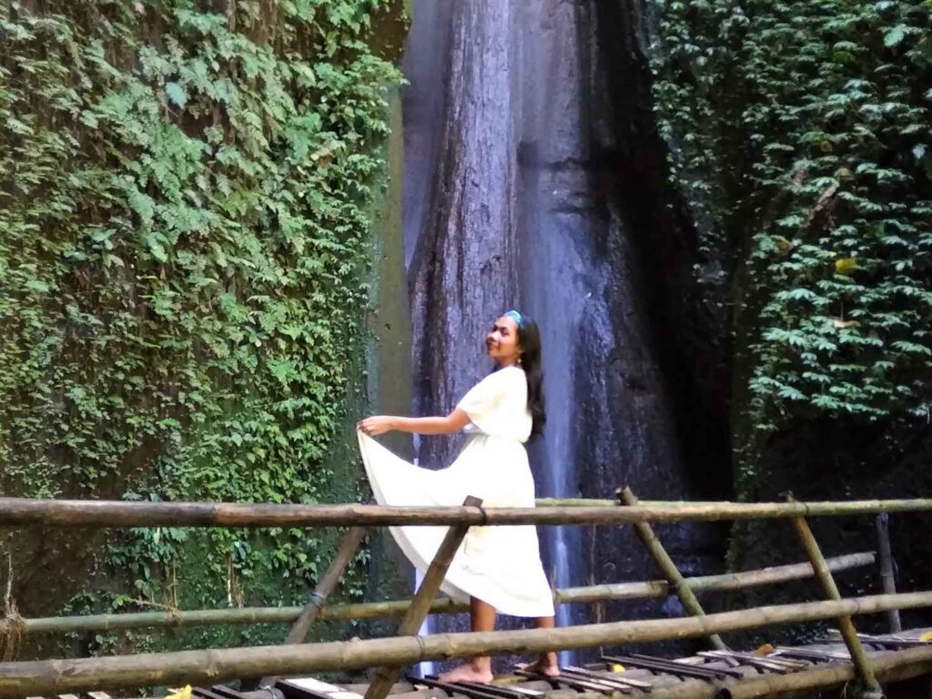 Aan Secret Waterfall bagus untuk spot fotografi