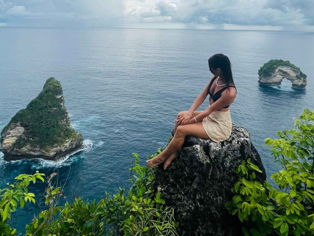 Spot foto instagrammable di Banah Cliff Point