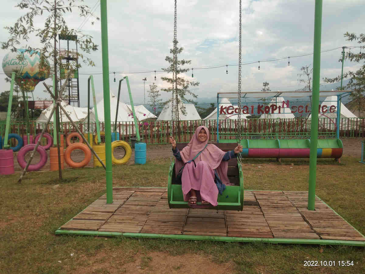 ayunan, playground