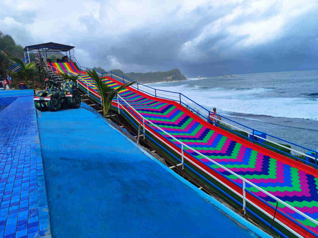 rainbow slide, seluncuran pelangi, perosotan pelangi