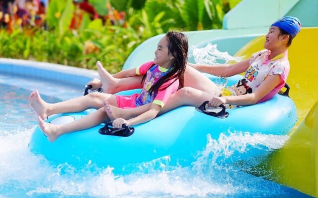 MERCI WATERBOOM Tiket Masuk dan Wahana