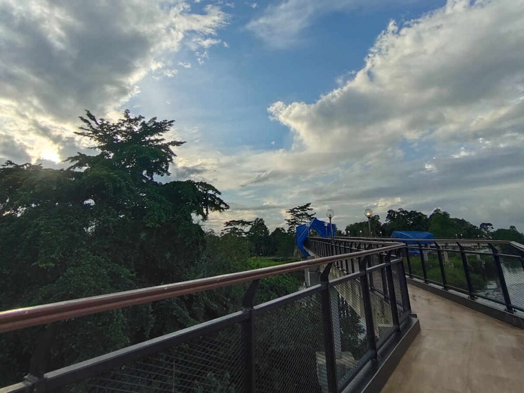 Skywalk Tengku Buwang Asmara