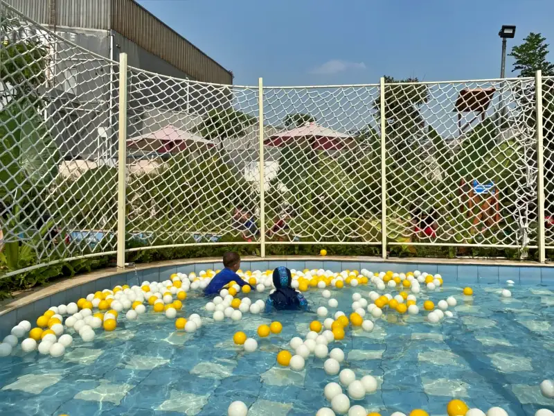 Baby Pool kolam khusus untuk anak-anak balita