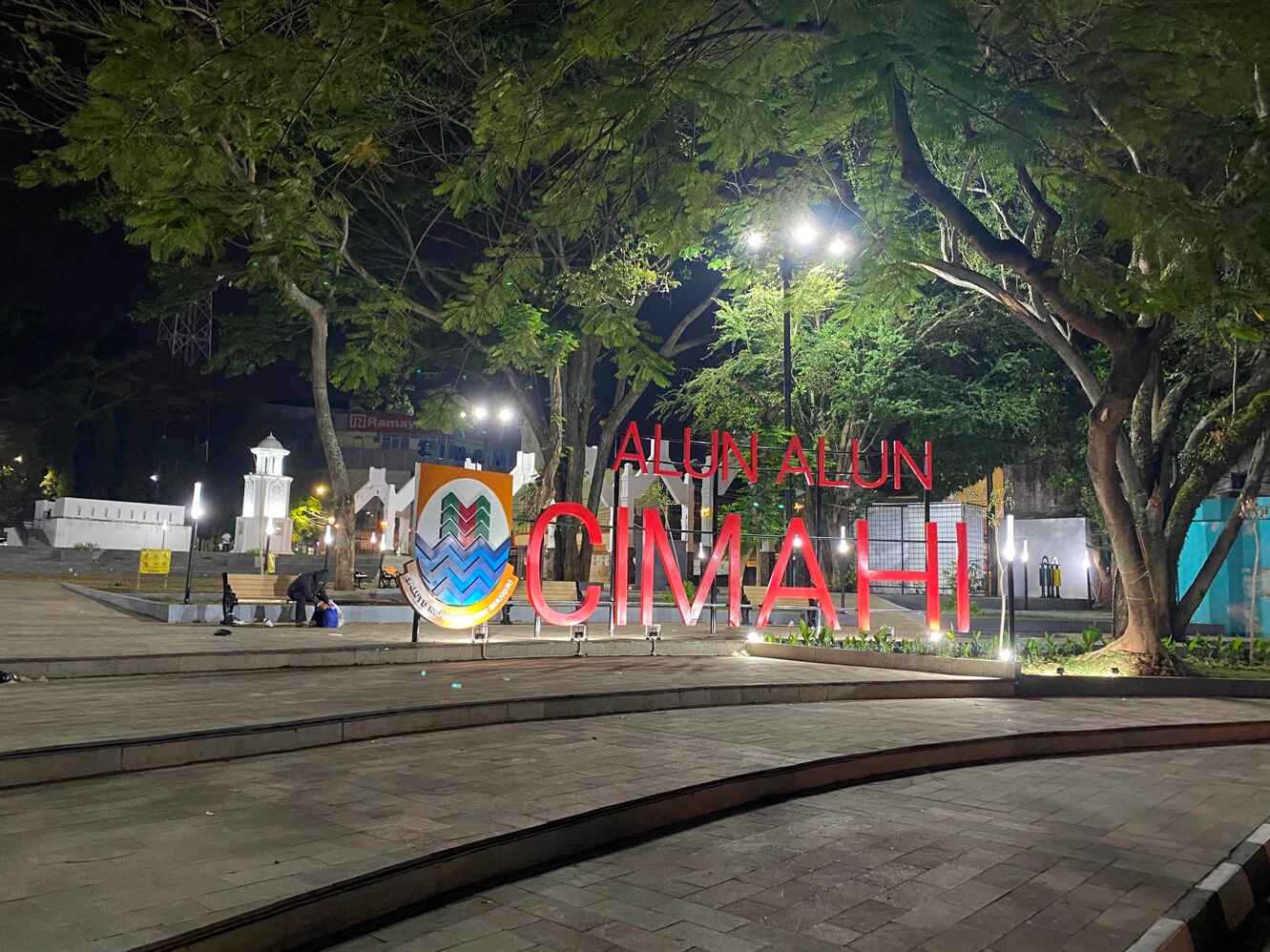 Papan nama Alun-alun Cimahi