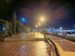 Suasana Alun-Alun Demak di malam hari - Foto: Google Maps/Alfi Affandie